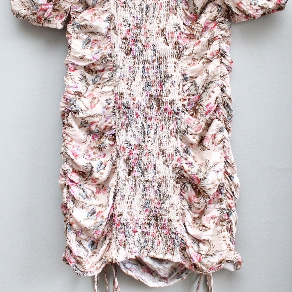 JAASE Lilia Pink Cream Floral Mini Smocked Ruched Crochet Mini Dress Size Small - Picture 7 of 10